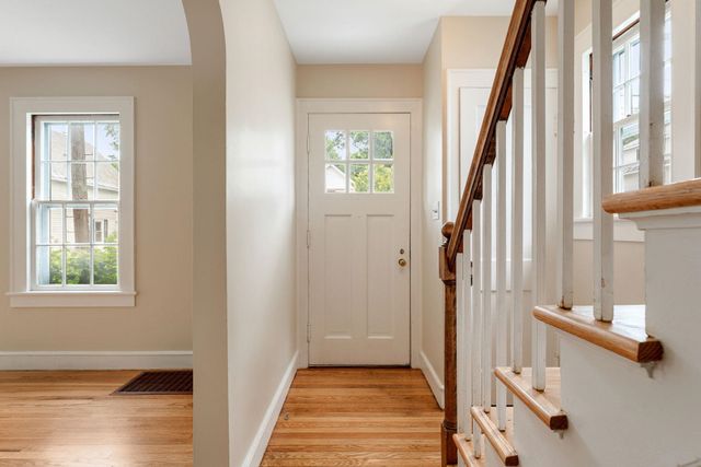 39 Latham Court, Burlington, VT 05401