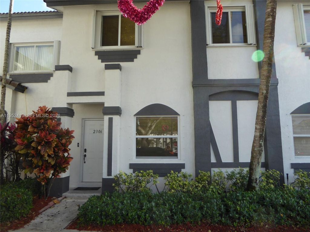 2306 SE 23rd Rd 2306, Homestead, FL 33035