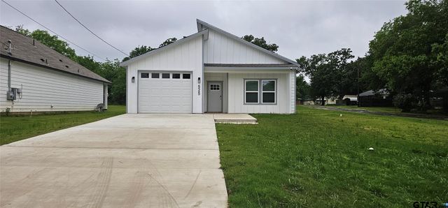 525 N Washington Street, Grand Saline, TX 75140