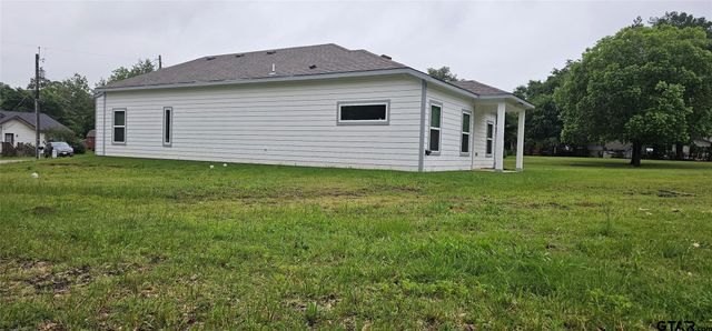 525 N Washington Street, Grand Saline, TX 75140