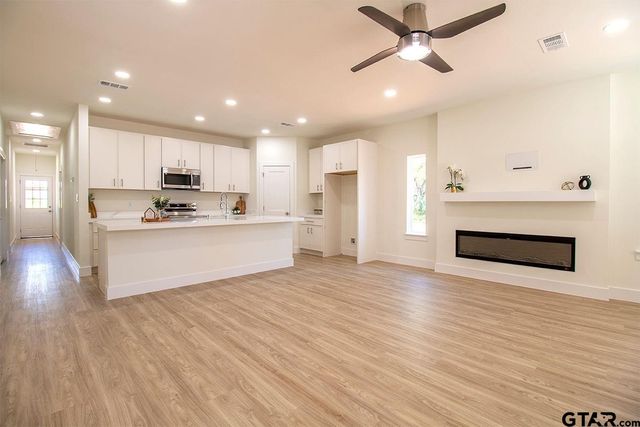 525 N Washington Street, Grand Saline, TX 75140
