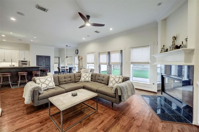 4004 Childress Street, Houston, TX 77005