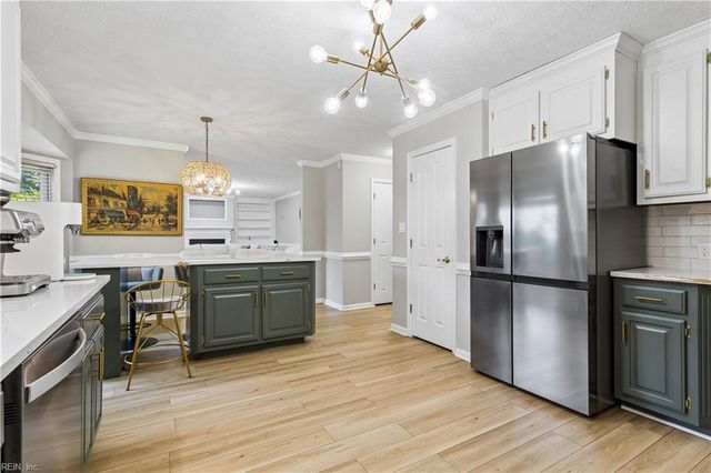 107 Swanson CT, Yorktown, VA 23693