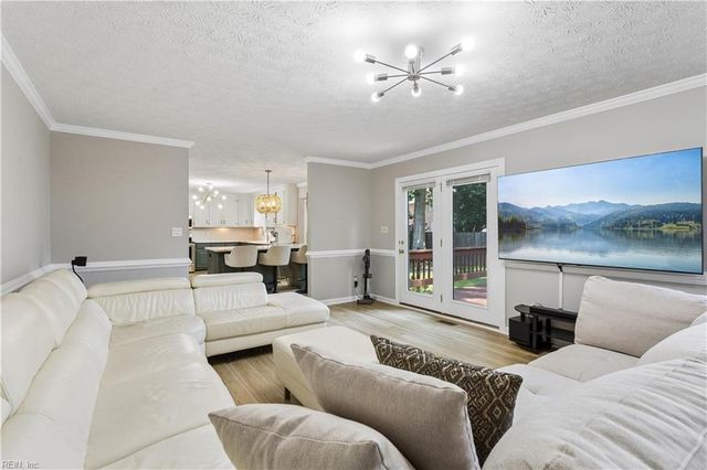 107 Swanson CT, Yorktown, VA 23693