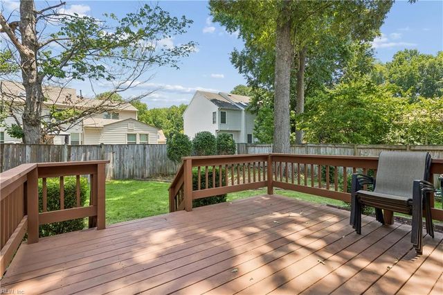 107 Swanson CT, Yorktown, VA 23693