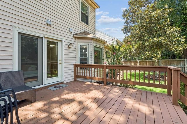 107 Swanson CT, Yorktown, VA 23693
