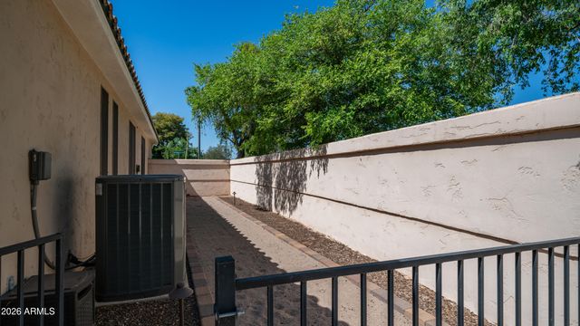 313 W VERDE Lane, Tempe, AZ 85284