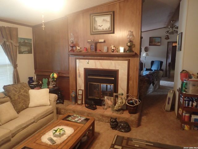 128 Dorothy, Lakehills, TX 78063