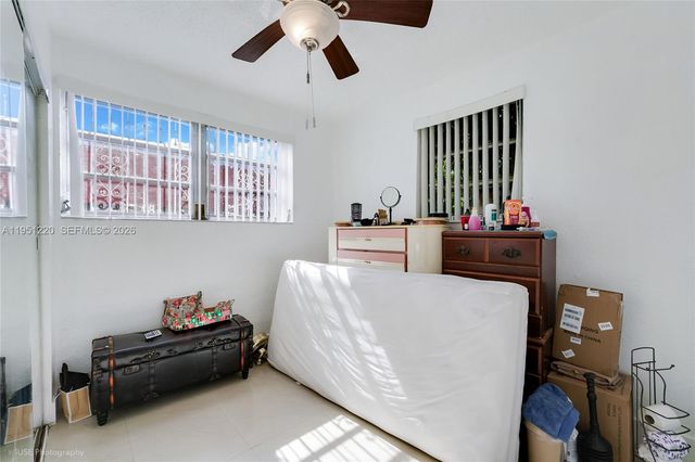 860 SE 7th Ave, Hialeah, FL 33010