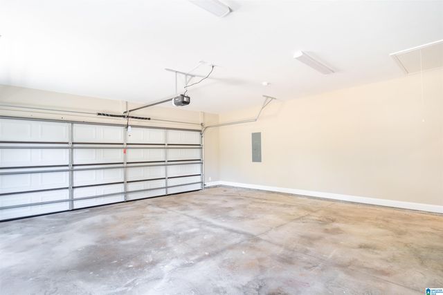 24 HOLLYS LANE, Riverside, AL 35135