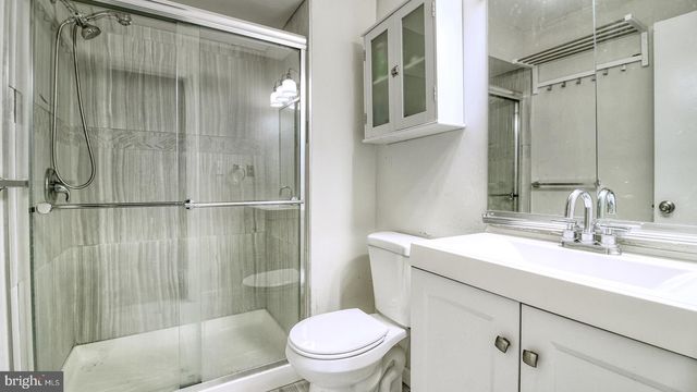 78 WYNDHAM PL, Robbinsville, NJ 08691