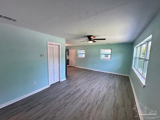 1011 Trenton Dr, Pensacola, FL 32505