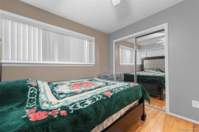 35042 Lana Lane, Sterling Heights, MI 48312