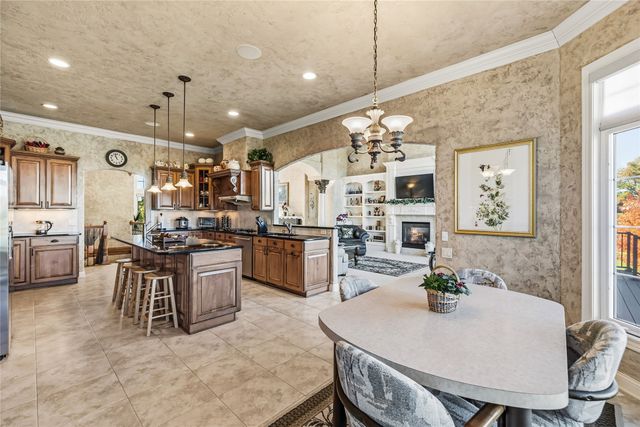 716 NE Pinnacle Court, Ankeny, IA 50021