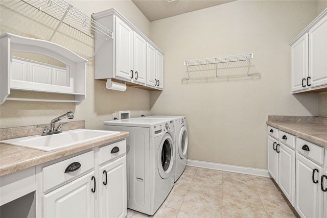 716 NE Pinnacle Court, Ankeny, IA 50021