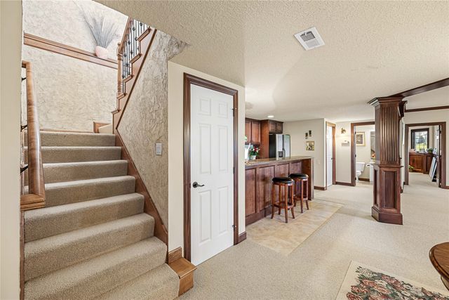 716 NE Pinnacle Court, Ankeny, IA 50021