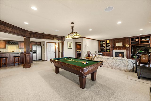 716 NE Pinnacle Court, Ankeny, IA 50021