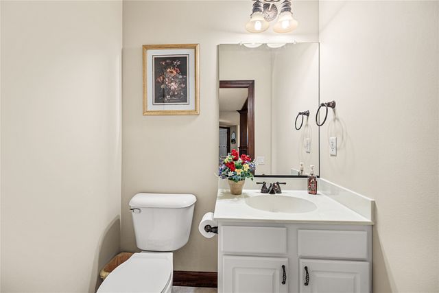 716 NE Pinnacle Court, Ankeny, IA 50021