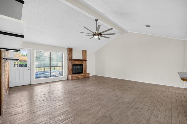 412 Westwood Drive, Friendswood, TX 77546