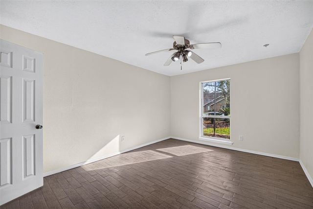 412 Westwood Drive, Friendswood, TX 77546