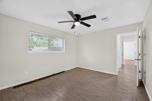 412 Westwood Drive, Friendswood, TX 77546
