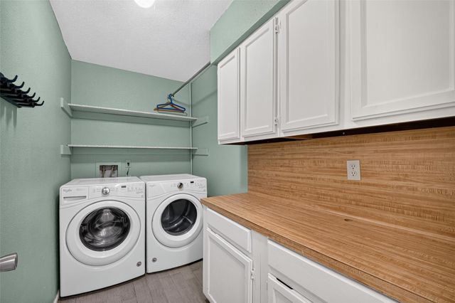 412 Westwood Drive, Friendswood, TX 77546