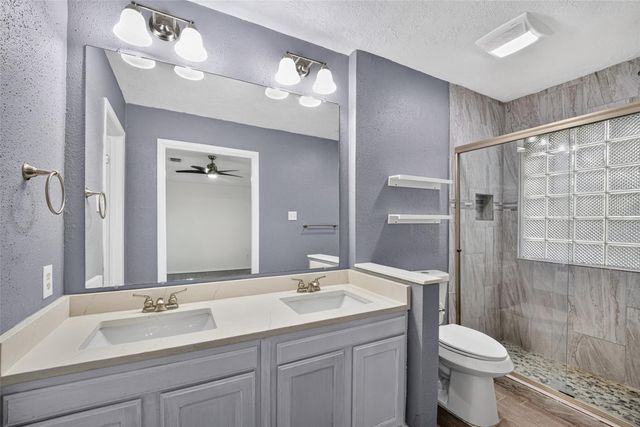 412 Westwood Drive, Friendswood, TX 77546
