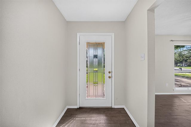412 Westwood Drive, Friendswood, TX 77546