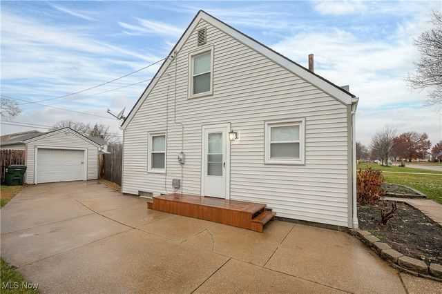 1227 Ellwood Avenue SW, Canton, OH 44710