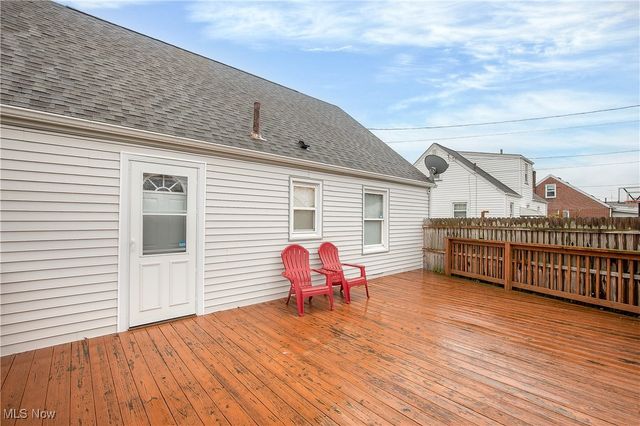 1227 Ellwood Avenue SW, Canton, OH 44710