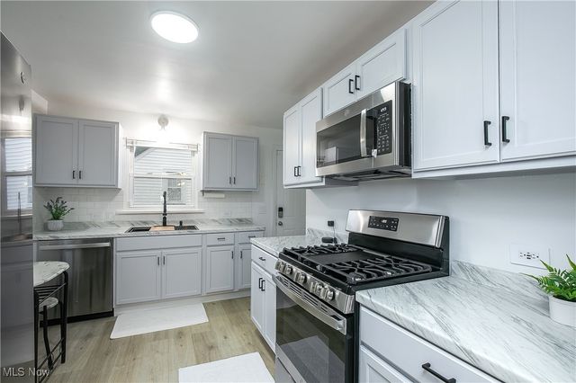 1227 Ellwood Avenue SW, Canton, OH 44710