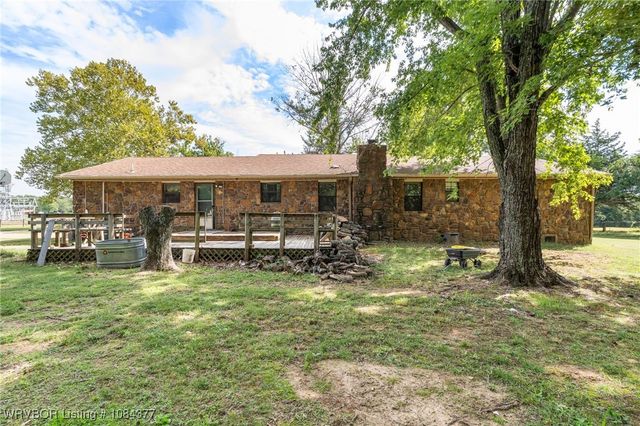 103861 US Highway 59, Sallisaw, OK 74955