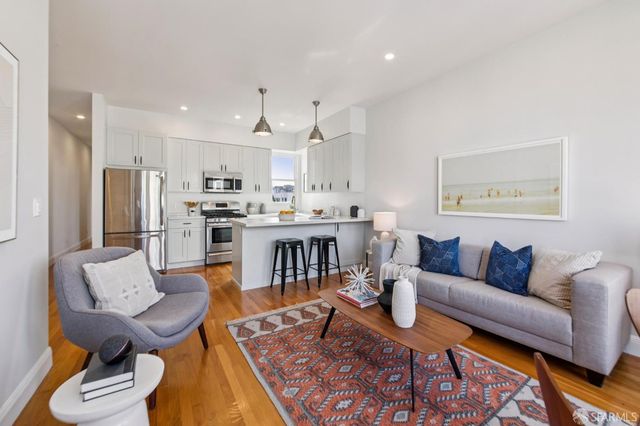 3465 17th Street, San Francisco, CA 94110