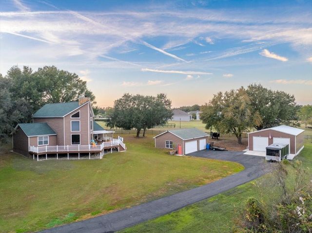 3719 MOORES LAKE ROAD, Dover, FL 33527