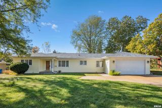 4132 RODEO Road, Davenport, IA 52806