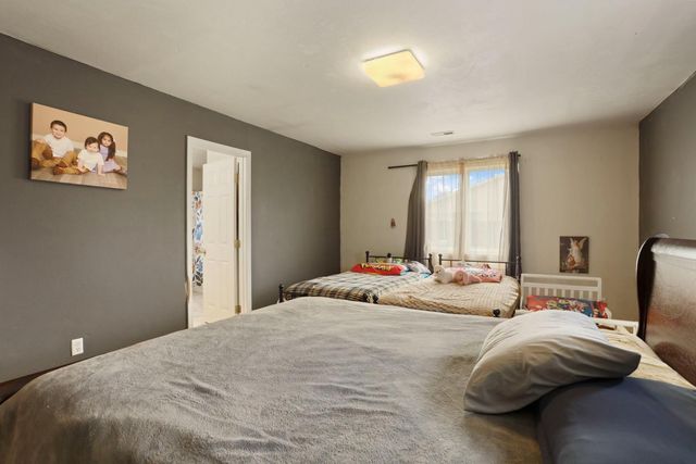 5238 E Sonora St, Stockton, CA 95215