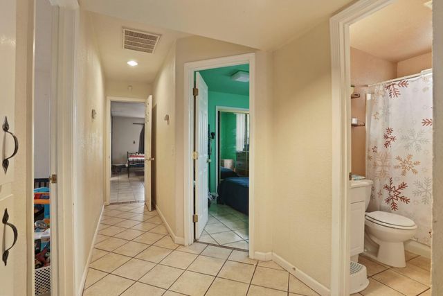 5238 E Sonora St, Stockton, CA 95215