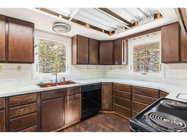 746 Bow Mountain Rd, Boulder, CO 80304