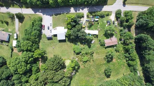 4368 Old Metal Rd, Palmyra, TN 37142