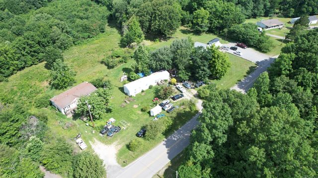 4368 Old Metal Rd, Palmyra, TN 37142