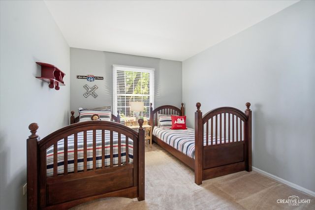 1493 Sandy Hook Street, Wheaton, IL 60189