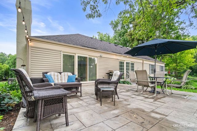 1493 Sandy Hook Street, Wheaton, IL 60189