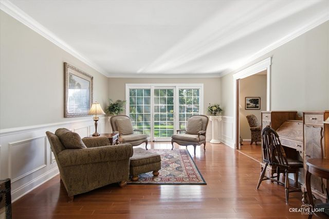 1493 Sandy Hook Street, Wheaton, IL 60189