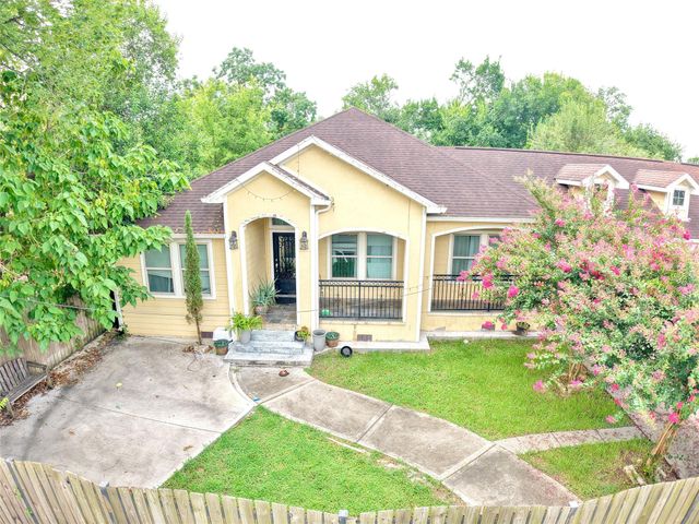 2106 Bertrand Street, Houston, TX 77093