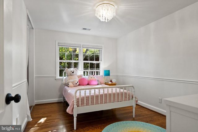 205 VASSAR PL, Alexandria, VA 22314
