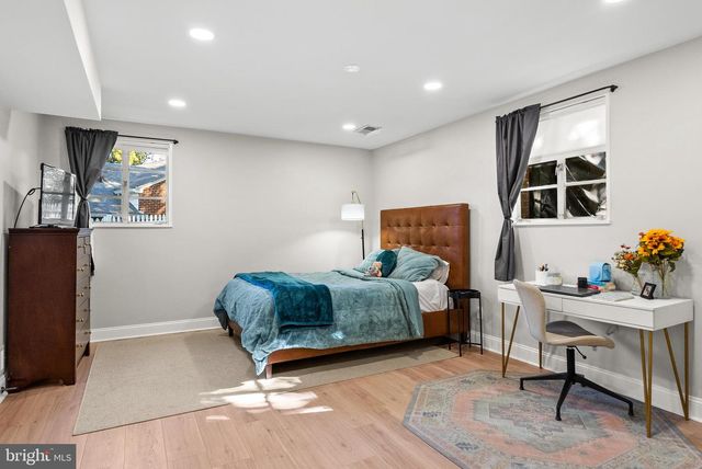 205 VASSAR PL, Alexandria, VA 22314