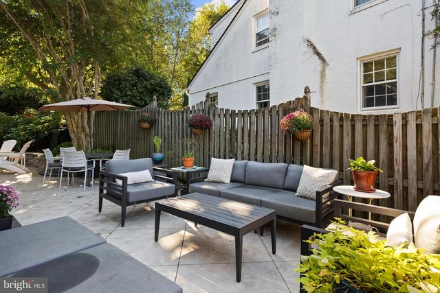 205 VASSAR PL, Alexandria, VA 22314