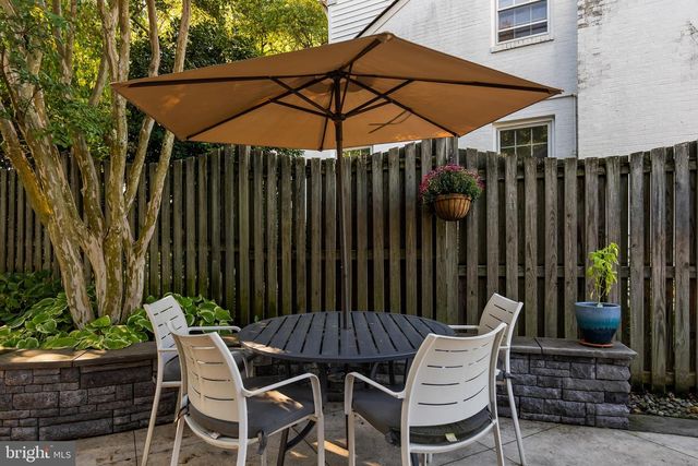 205 VASSAR PL, Alexandria, VA 22314