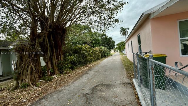 616 SW 8th 620, Homestead, FL 33030