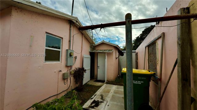 616 SW 8th 620, Homestead, FL 33030